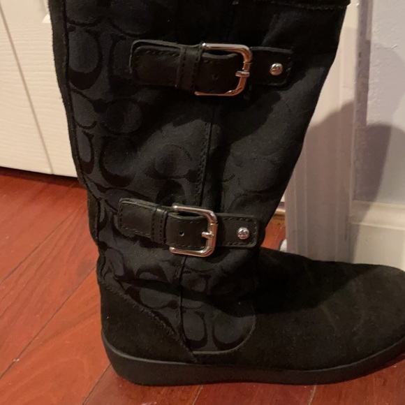 Coach signature buckle boots black size 7 previously owned good condition - Picture 5 of 11